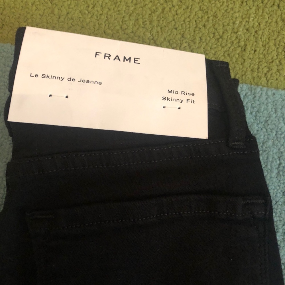 FRAME Le Skinny De Jeanne Black Jeans